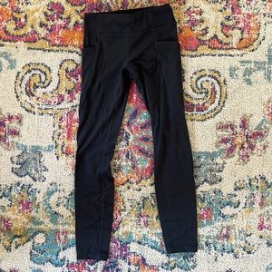 Athleta Girls Black Stash Your Treasures      size: M/8-10